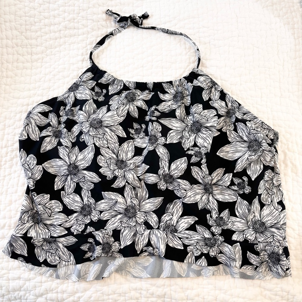 Crown & Ivy halter crop bikini top